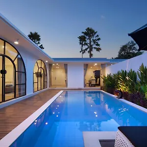  Villa The Grand Daha Luxury Indonesia